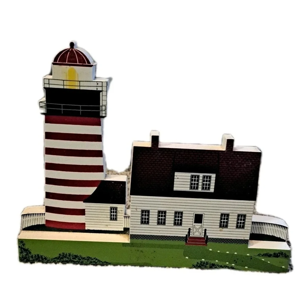 Vtg 1996 Sheila's West Quoddy Head Lighthouse Maine Wood Shelf-Sitter Decor
